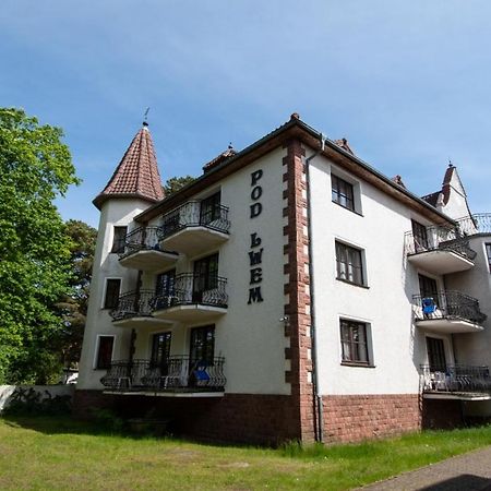 Pensjonat Pod Lwem Niechorze Exterior foto
